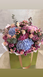 Load image into Gallery viewer, PASTEL BOUQUET IN A BAG